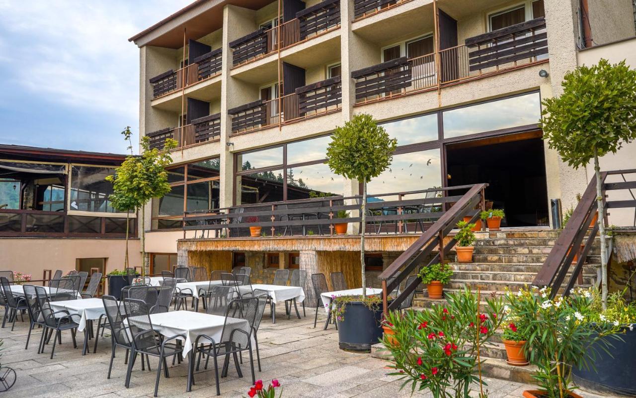 Grand Hotel Rooms Spišské Tomášovce Exterior foto
