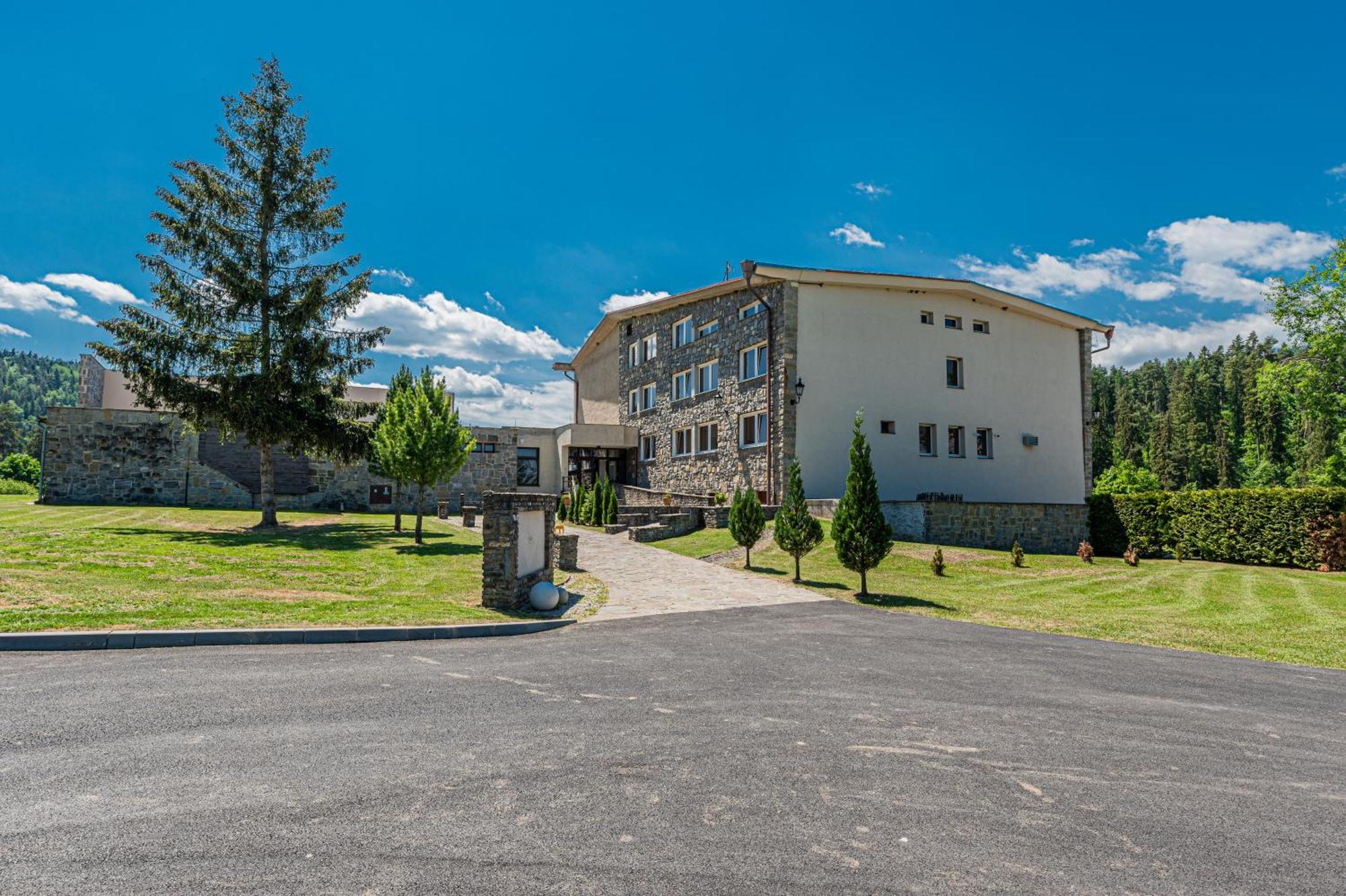 Grand Hotel Rooms Spišské Tomášovce Exterior foto
